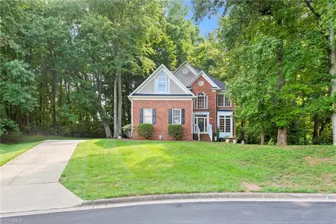 4005 Beechmont Ct, Greensboro, NC 27410