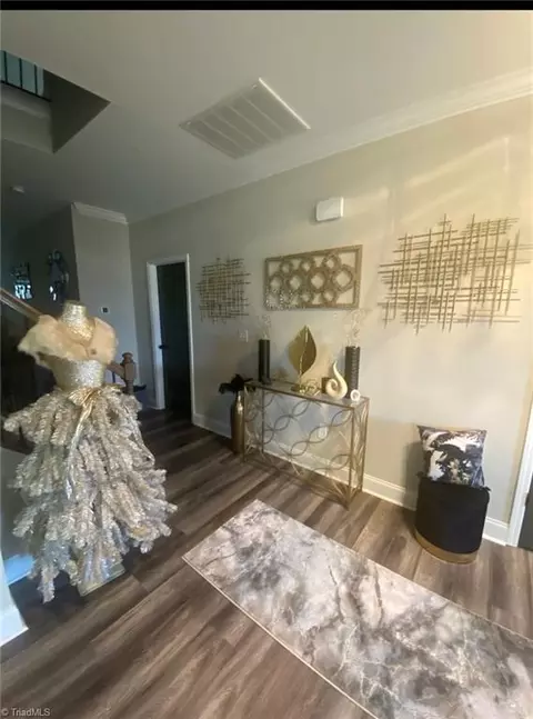 Entry Way - 3653 Copper Ct, High Point, NC 27265 photo 2 of 11