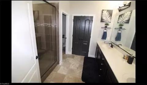 Bath - 3653 Copper Ct, High Point, NC 27265 photo 4 of 4