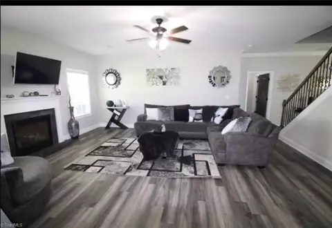 Entry Way - 3653 Copper Ct, High Point, NC 27265 photo 7 of 11