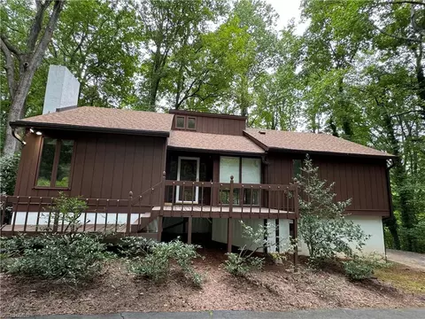 3240 High Cliffs Rd, Pfafftown, NC 27040 photo 2