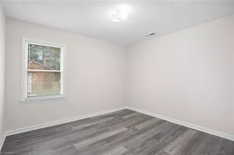 Bedroom - 2120 Arbrook Ln, High Point, NC 27265 photo 3 of 6