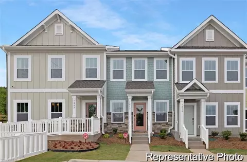1861 Ardmore Commons Dr #10, Winston Salem, NC 27103