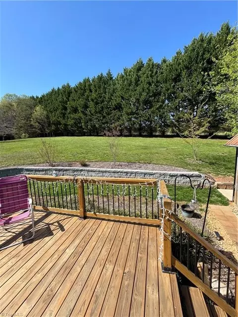 121 Conifer Ct, King, NC 27021 photo 8