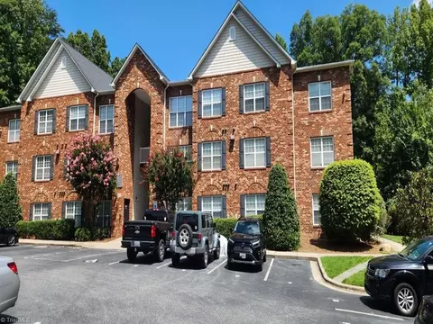 5238 Hilltop Rd #X, Jamestown, NC 27282