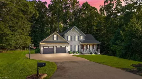 101 Channy Ln, Lexington, NC 27295