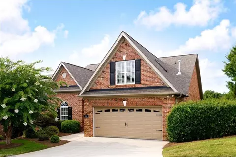 1063 Muirfield Ave, Clemmons, NC 27012