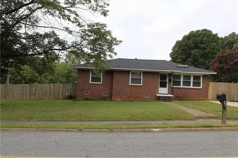 2020 Vanstory St, Greensboro, NC 27403