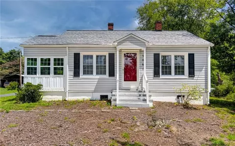 3061 Denton Rd, Thomasville, NC 27360