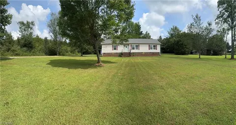 182 Cook Rd, Denton, NC 27239 photo 1