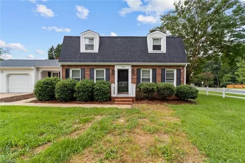 3100 Middlebrook Dr, Clemmons, NC 27012 photo 3