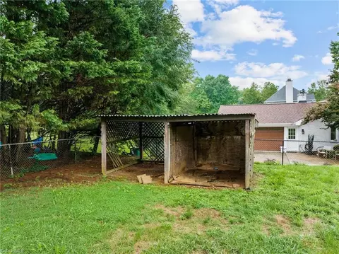 3100 Middlebrook Dr, Clemmons, NC 27012 photo 35