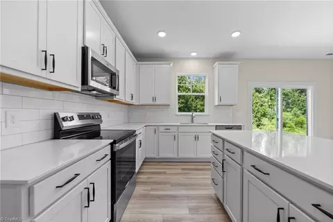 Kitchen - 5692 Siler St, Trinity, NC 27370 photo 1 of 2