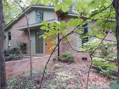 803 Winview Dr, Greensboro, NC 27410