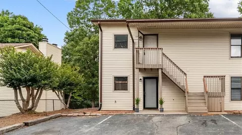 516 Brookside Ct, Kernersville, NC 27284