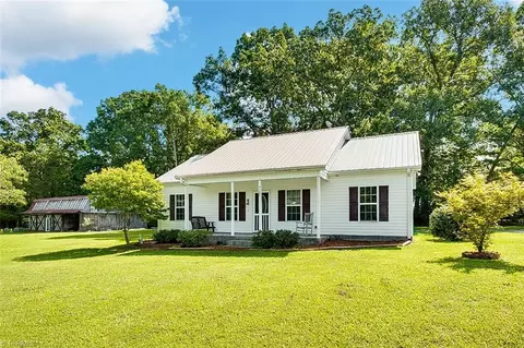 4387 Young Rd, Ramseur, NC 27316