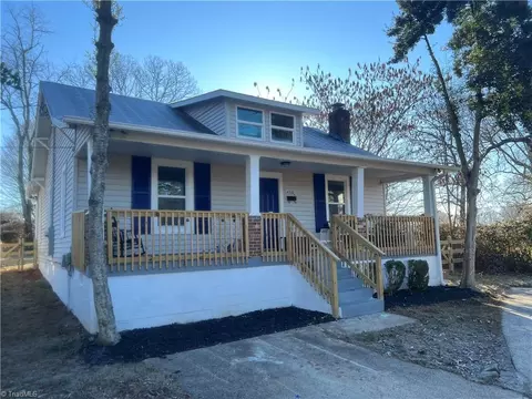 4330 Country Club Rd, Winston Salem, NC 27104