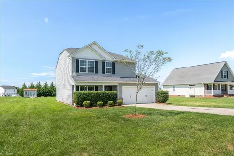 281 Mount Carmel Church Rd, Lexington, NC 27295