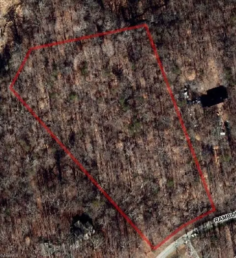 5421 Rambling Rd, Greensboro, NC 27409