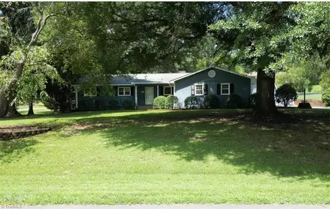152 Whispering Creek Rd, King, NC 27021