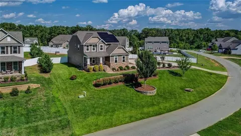 8104 Manakel Dr, Stokesdale, NC 27357