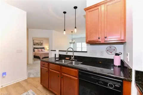Kitchen - 5425 Forester Dr #2D, High Point, NC 27265 photo 4 of 4