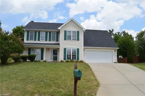 4308 Shade Tree Ct, High Point, NC 27265