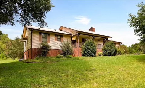1131 Hannersville Rd, Lexington, NC 27292