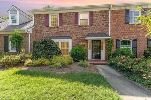 3414 Northline Ave #C, Greensboro, NC 27410