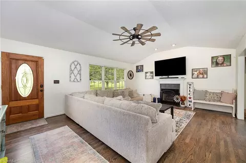 Entry Way - 235 Eldora Rd, Ararat, NC 27007 photo 1 of 1