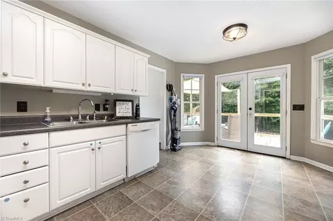 Kitchen - 235 Eldora Rd, Ararat, NC 27007 photo 3 of 3