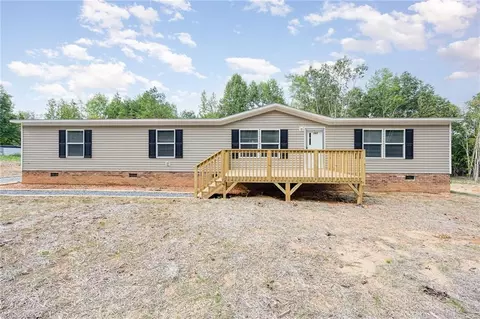 203 Brooky Dr, Lexington, NC 27292