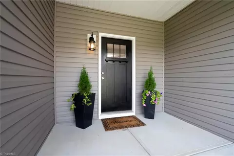 Entry Way - 112 Saddlebrook Dr, Advance, NC 27006 photo 1 of 6