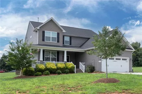 Exterior - 112 Saddlebrook Dr, Advance, NC 27006 photo 3 of 10