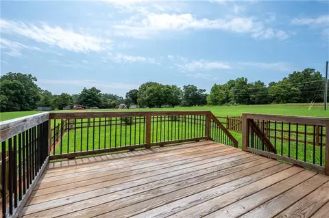 Exterior - 112 Saddlebrook Dr, Advance, NC 27006 photo 8 of 10