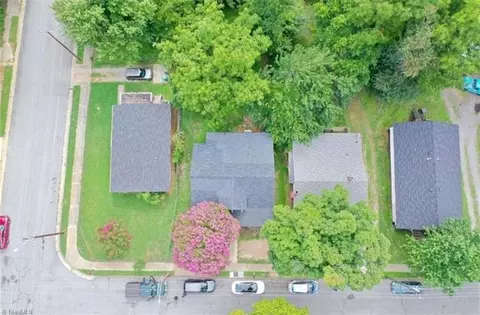 403 Smith St, High Point, NC 27260 photo 3