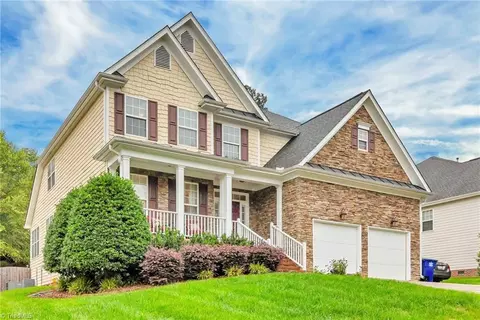 5455 Stone Crossing Dr, Winston Salem, NC 27104