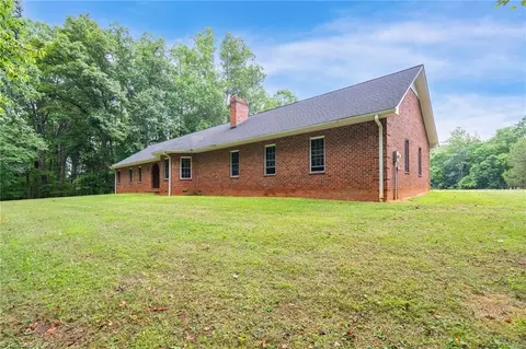 230 Marshall Smith Rd, Colfax, NC 27235