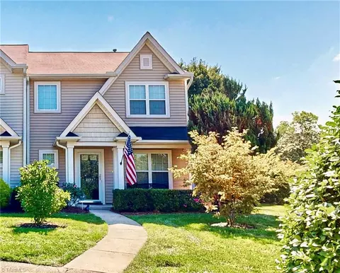 4177 Tarrant Trace Cir, High Point, NC 27265