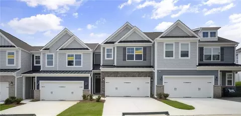 5015 Moonlight Ridge Dr, Greensboro, NC 27455
