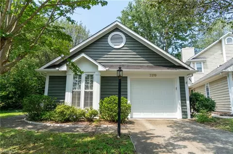3219 Pipers Way, High Point, NC 27265 photo 3