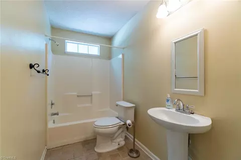 3219 Pipers Way, High Point, NC 27265 photo 20