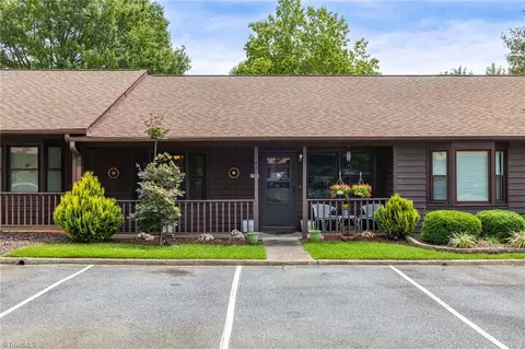 443 James Ct, High Point, NC 27265