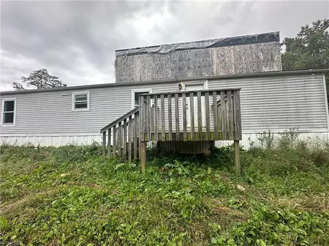 283 Chantilly, Fancy Gap, VA 24328 photo 17