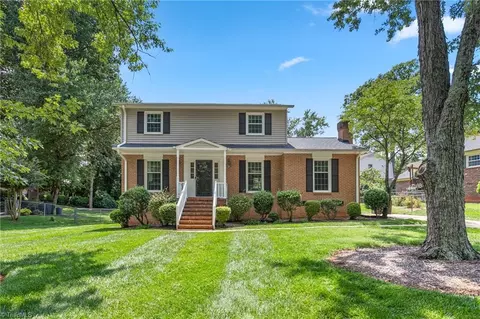 5305 Thorncliff Dr, Greensboro, NC 27410