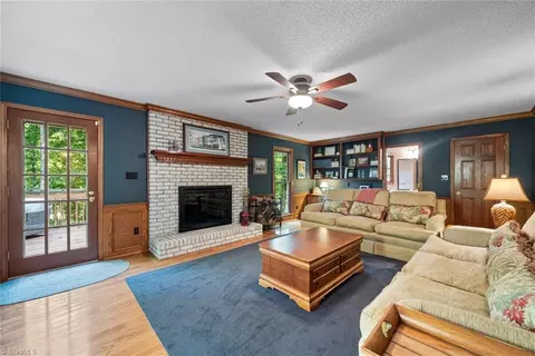 6945 August Dr, Clemmons, NC 27012 photo 19