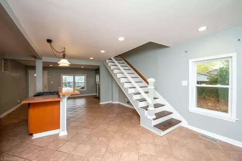 Entry Way - 1541 Beaucrest Ave, High Point, NC 27265 photo 4 of 6