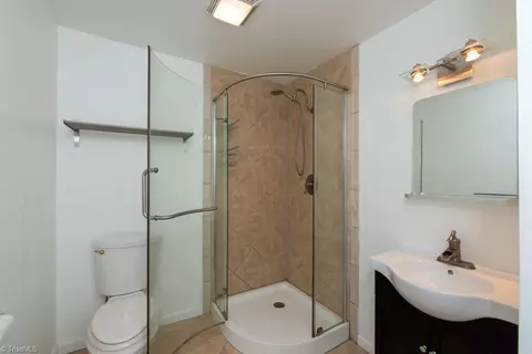 Bath - 1541 Beaucrest Ave, High Point, NC 27265 photo 1 of 4