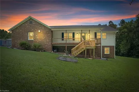 5597 Wagoner Rd, Trinity, NC 27370 photo 2