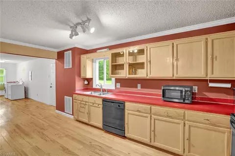 5597 Wagoner Rd, Trinity, NC 27370 photo 11